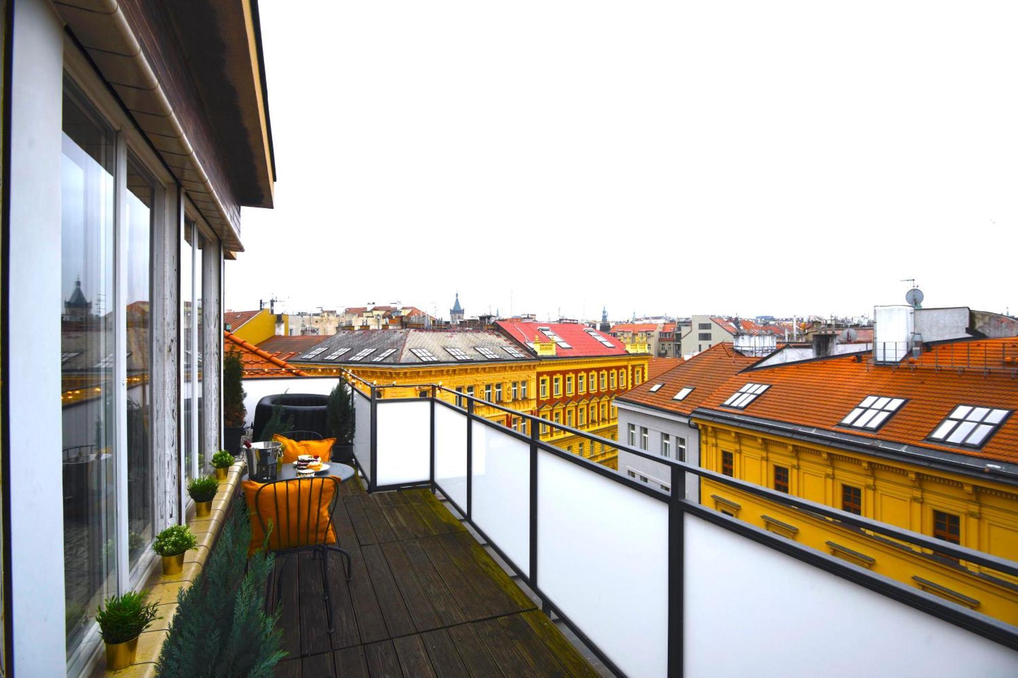 Waterfront River Side Roof Top Apartment - Terrace With City View Praga Esterno foto